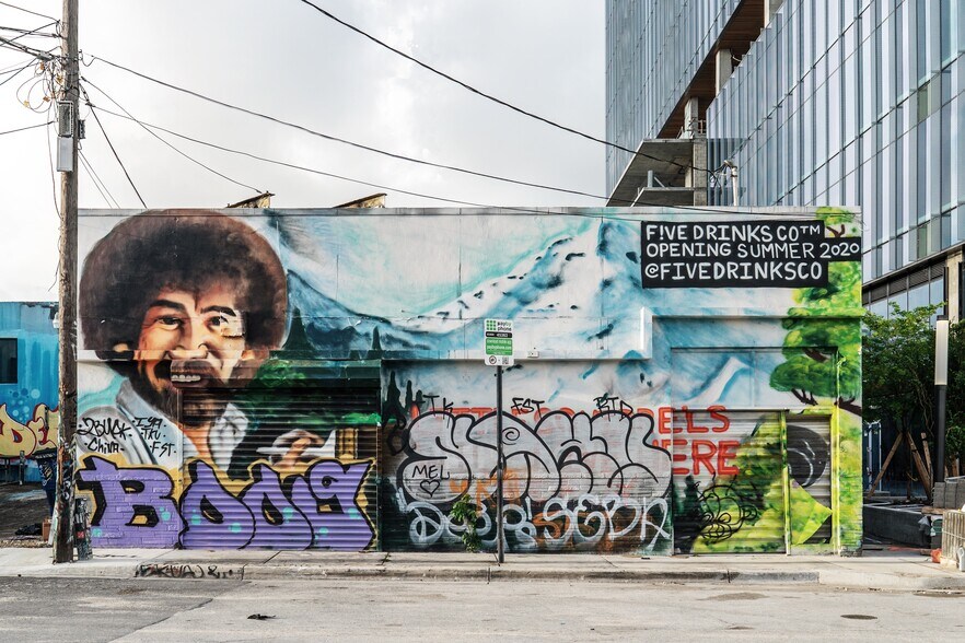 More Photos Of , Miami General Retail For Sale