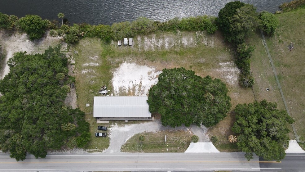 More Photos Of 3606 U.S. 441, Okeechobee Warehouse For Lease