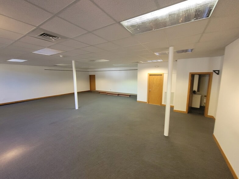 More Photos Of 73 Main St S, Woodbury Storefront Retail Office For Sale