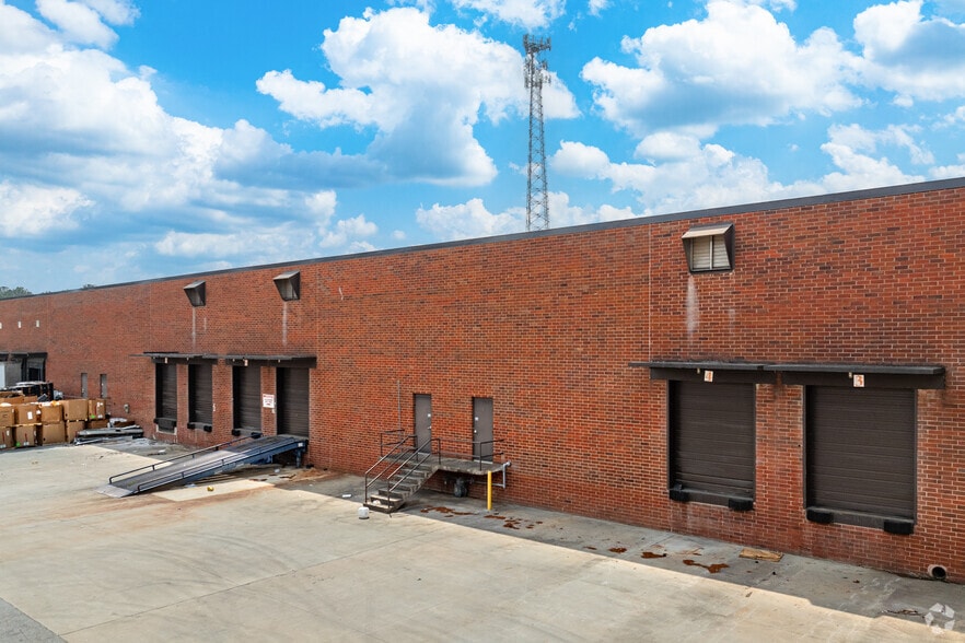 More Photos Of 205 Bucknell Ct SW, Atlanta Warehouse For Lease