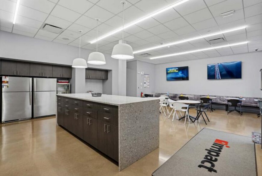 More Photos Of 13833 W Boulton Blvd, Mettawa Flex For Sale