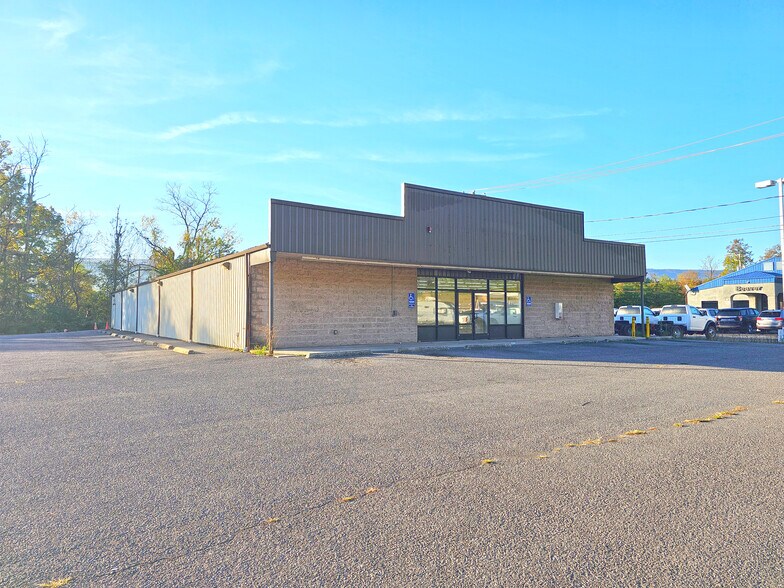 Primary Photo Of 19655 Route 522, Beaver Springs Freestanding For Lease
