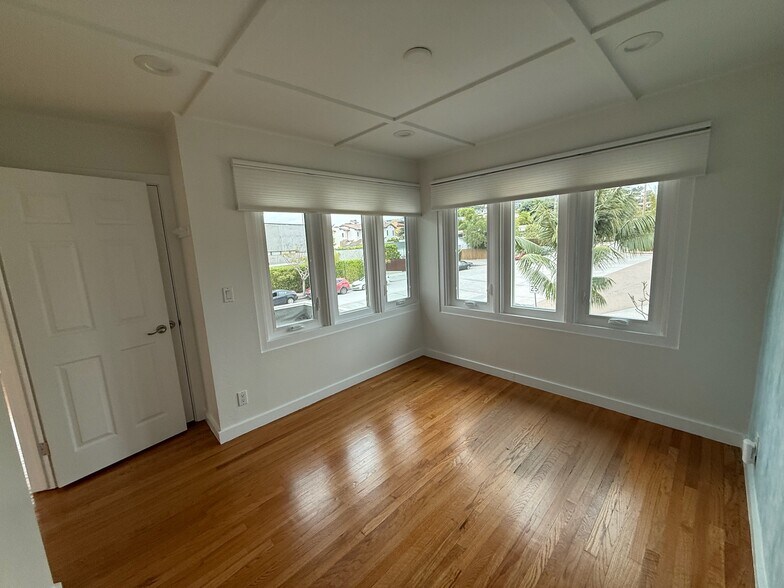 More Photos Of 7880 Exchange Pl, La Jolla Freestanding For Lease