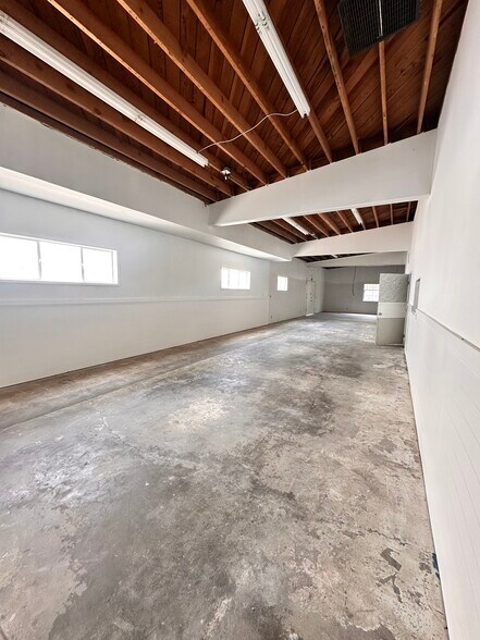 More Photos Of 1510 Newport Blvd, Costa Mesa Freestanding For Lease