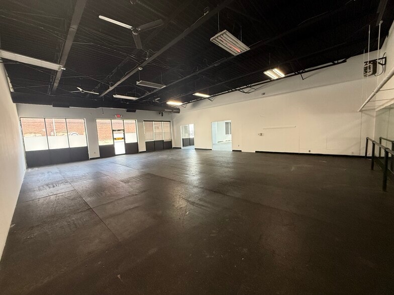 More Photos Of 711-715 W Broad St, Hazleton Freestanding For Lease