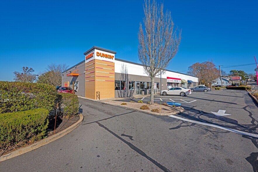 More Photos Of 32-44 Howland Rd, Fairhaven Freestanding For Sale