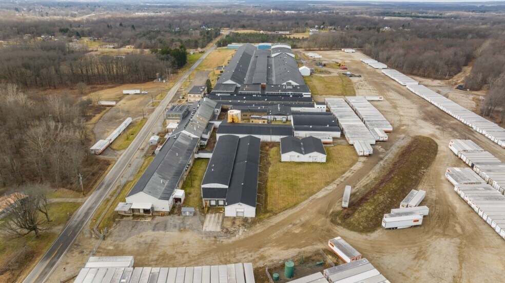 More Photos Of 16123 Armour St NE, Alliance Warehouse For Lease