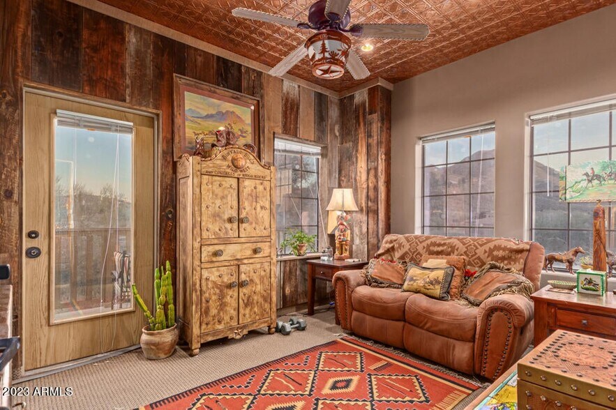 More Photos Of 6195 E Cave Creek Rd, Cave Creek Storefront Retail Office For Sale