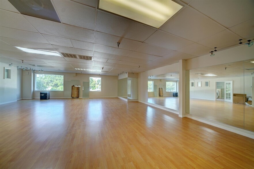 More Photos Of 1465 S Fort Harrison Ave, Clearwater Office For Lease