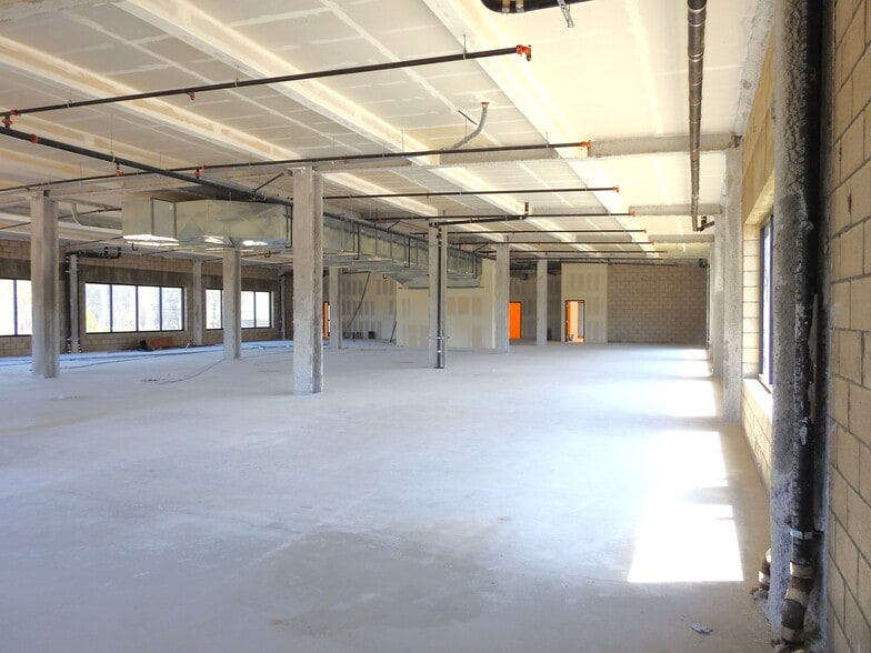 More Photos Of 25258 Redlands Blvd, Loma Linda Healthcare For Lease