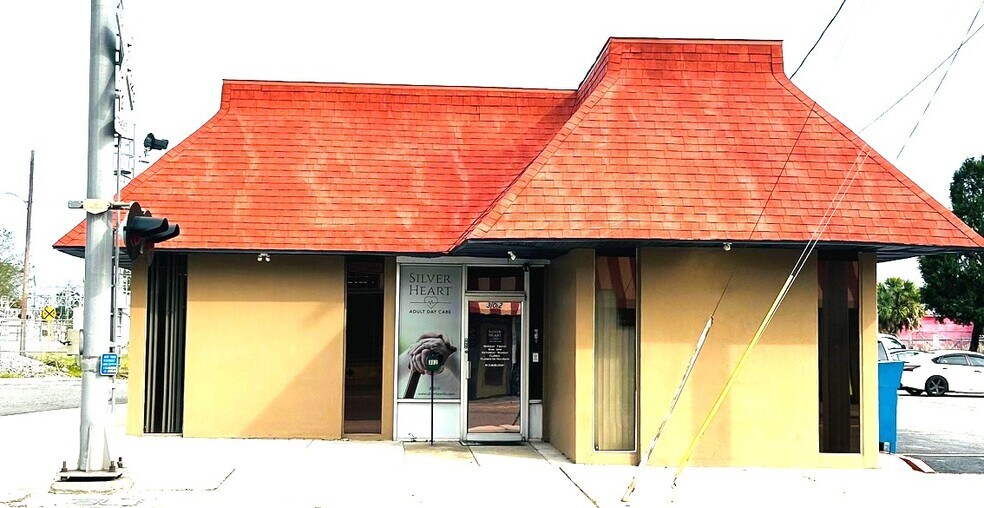 More Photos Of 302 S Collins St, Plant City General Retail For Sale