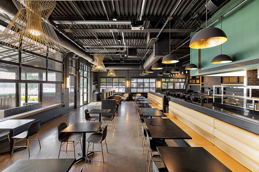 More Photos Of 20050 Livernois Ave, Detroit Restaurant For Sale