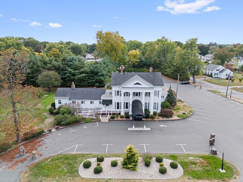 More Photos Of 135 Cooper St, Agawam Specialty For Sale