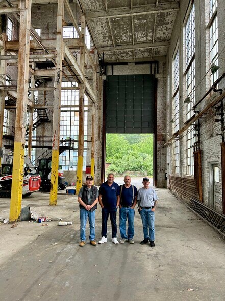More Photos Of 620 Spring St, North Dighton Warehouse For Lease