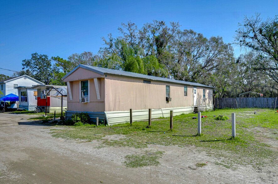 More Photos Of 425 18th St SE, Ruskin Manufactured Housing Mobile Home Park For Sale
