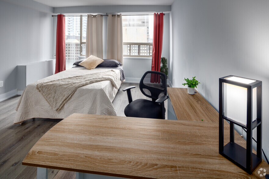 More Photos Of 186 King St, London Apartments For Lease
