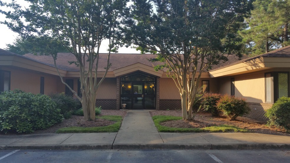 More Photos Of 5248 Olde Towne Rd, Williamsburg Office For Sale