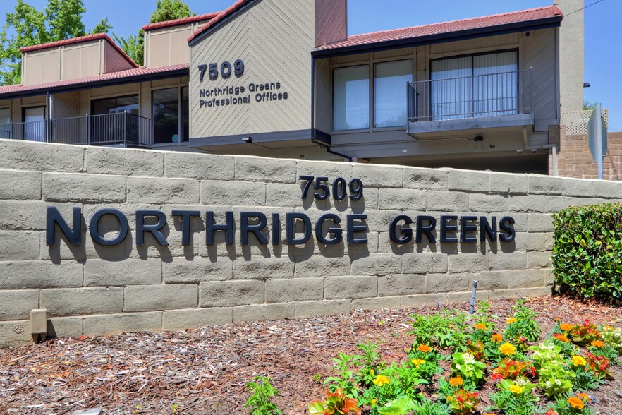 More Photos Of 7509 Madison Ave, Citrus Heights Office For Sale