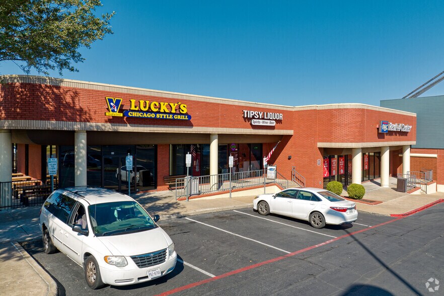 More Photos Of 2000 I-35 S, Round Rock Unknown For Lease