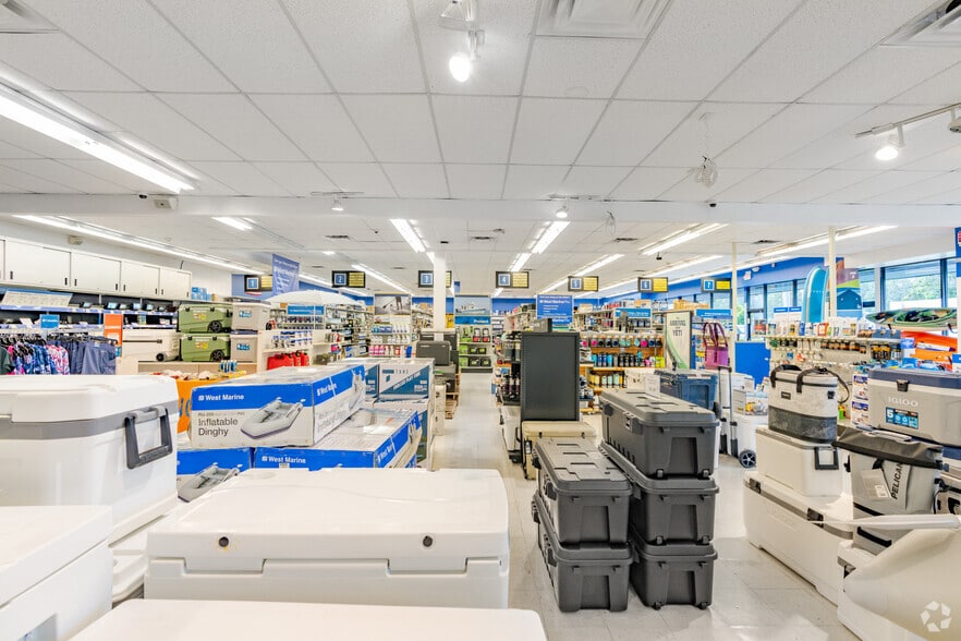 More Photos Of 100 N Federal Hwy, Deerfield Beach Unknown For Lease