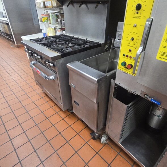 More Photos Of 2045 Brice Rd, Reynoldsburg Restaurant For Lease