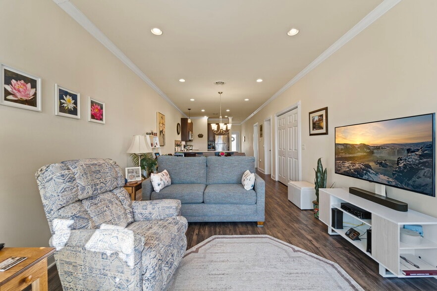 More Photos Of 501 E Franklin St, Endicott Apartments For Sale