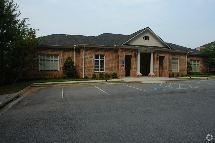 Primary Photo Of 4568 Lawrenceville Hwy NW, Lilburn Office For Sale