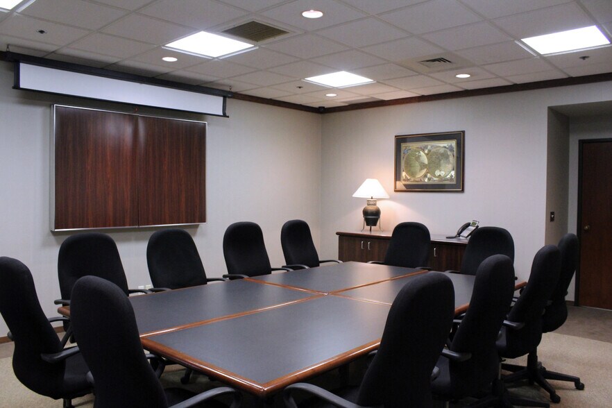 More Photos Of 39111 W 6 Mile Rd, Livonia Coworking Space