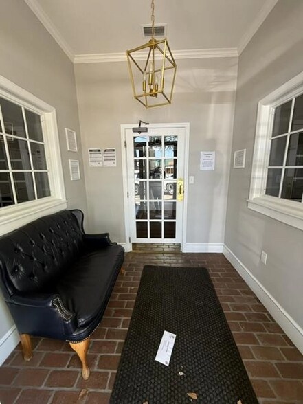 More Photos Of 2718 N Oak St, Valdosta Medical For Sale