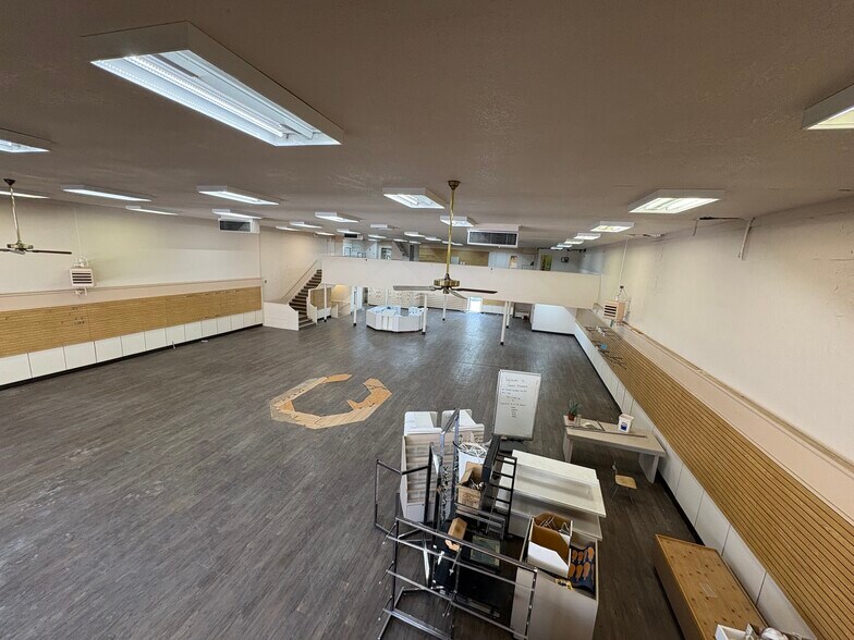 More Photos Of 363 Aultman St, Ely General Retail For Sale