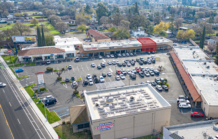 Primary Photo Of 9303-9304 Thornton Rd, Stockton General Retail For Lease