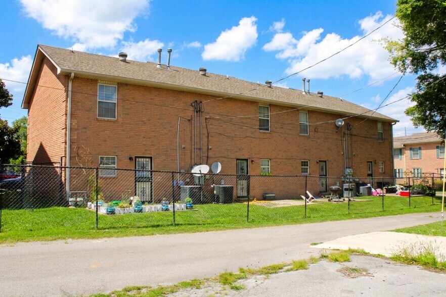More Photos Of 516 19th Ave N, Nashville Apartments For Sale
