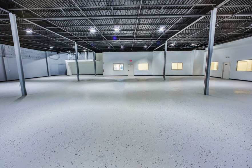 More Photos Of 213 Shaw Ave, Pasadena Industrial For Lease