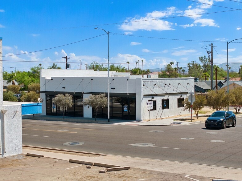 More Photos Of 1201 E Van Buren St, Phoenix Restaurant For Sale