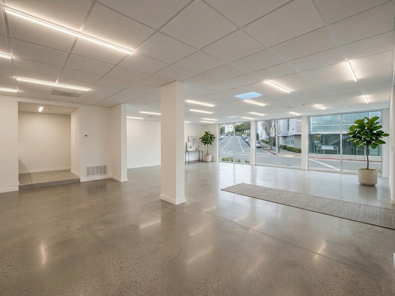 More Photos Of 5275 Broadway, Oakland Office For Lease