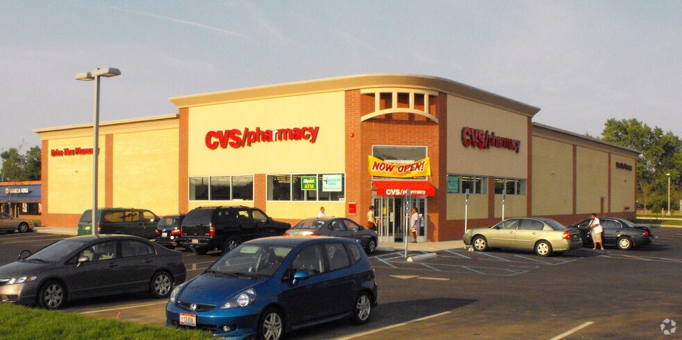 More Photos Of 3424 S High St, Columbus Drugstore For Lease