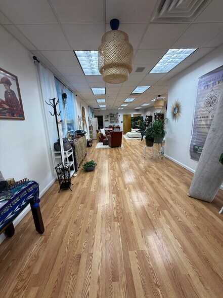 More Photos Of 1547 N 9th St, Stroudsburg Freestanding For Lease