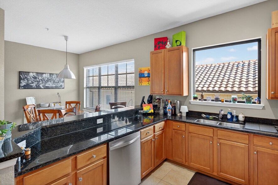 More Photos Of 524-590 Market St, Saint Augustine Apartments For Sale