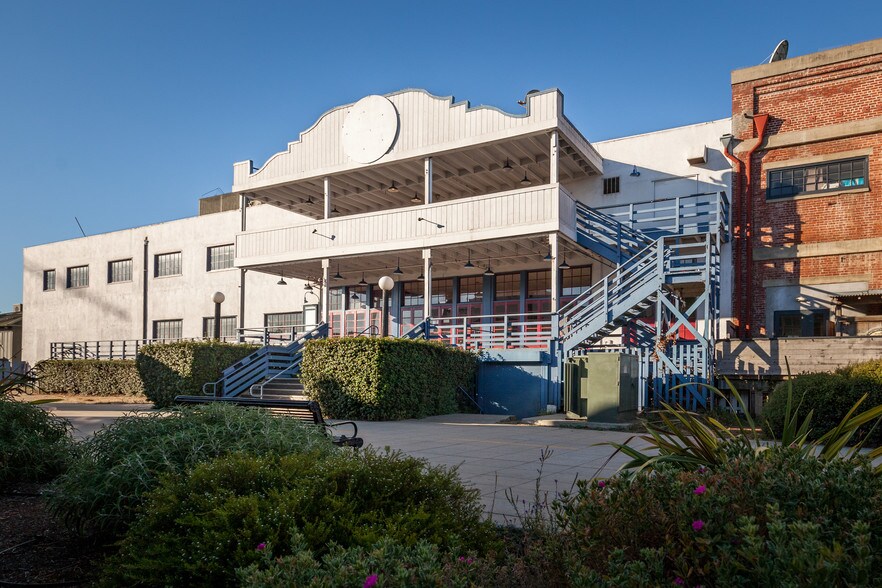 More Photos Of 640 Wave St, Monterey Movie Theatre For Lease