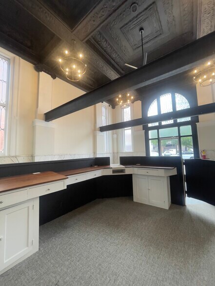 More Photos Of 103 S Lee St, Quitman Office Residential For Sale