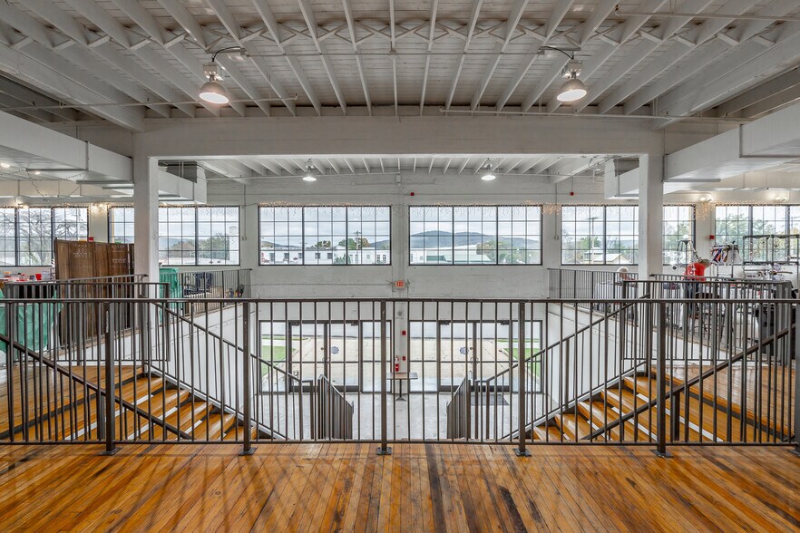 More Photos Of 104 Monterey Street, Cowan Industrial For Sale