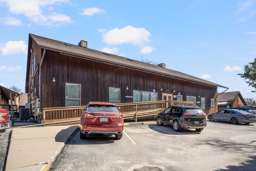 More Photos Of 24 Salt Pond Rd, Wakefield Medical For Sale