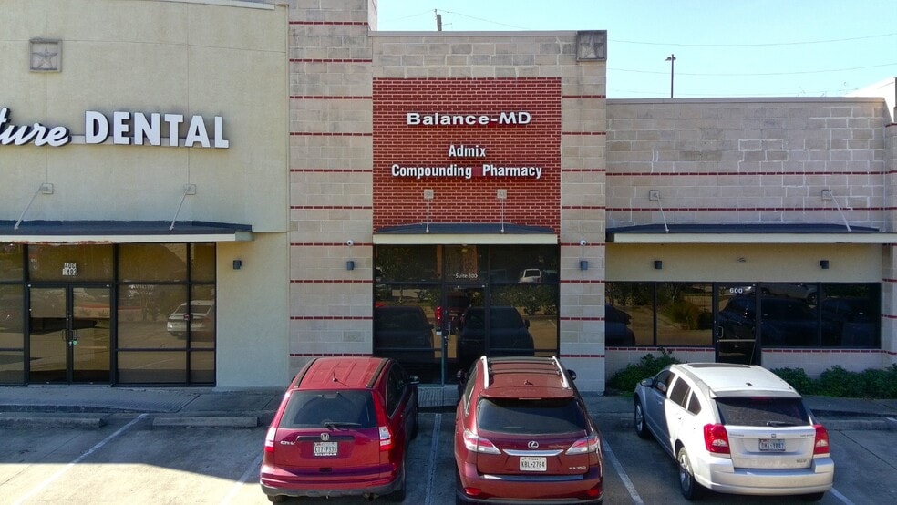 More Photos Of 1403 Highway 6, Sugar Land Medical For Lease
