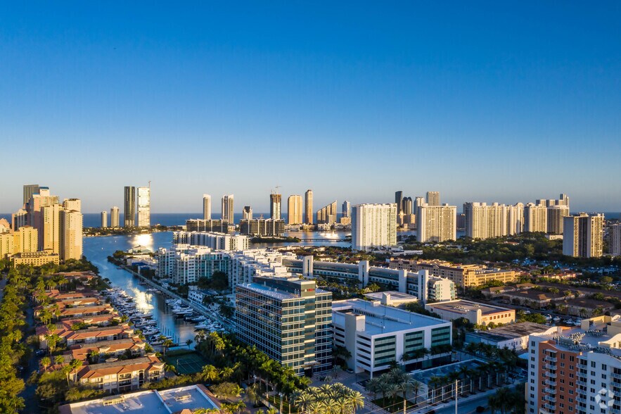 More Photos Of 18851 NE 29th Ave, Aventura Coworking Space