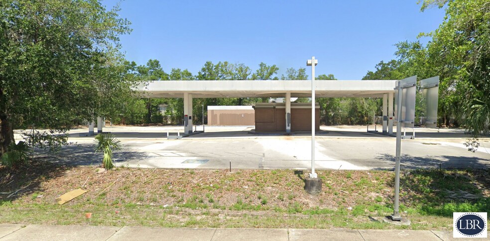 Primary Photo Of 4310 Aloma Ave, Winter Park Service Station For Lease
