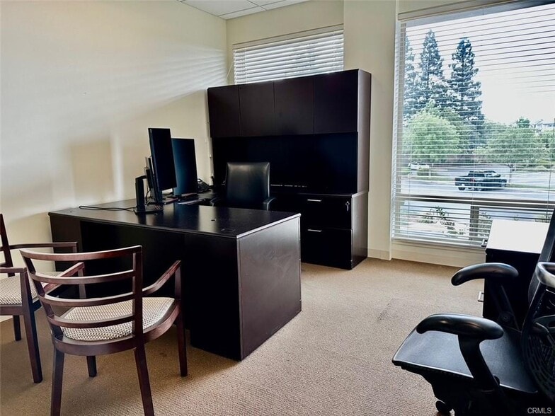 More Photos Of 2580 Sierra Sunrise Ter, Chico Office For Lease