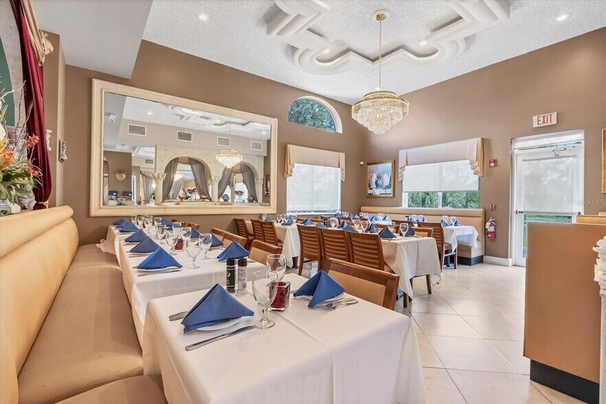 More Photos Of N TAMIAMI TRL NOKOMIS FL 34275, Nokomis General Retail For Sale