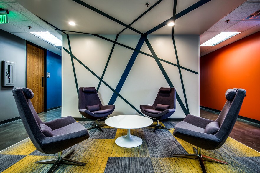 More Photos Of 4101 McEwen Rd, Dallas Office For Lease