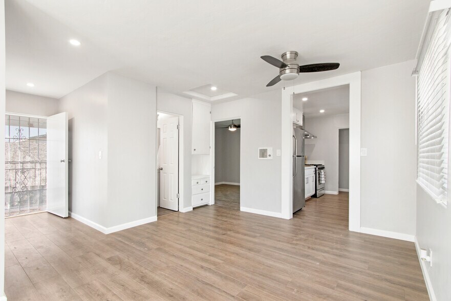 More Photos Of 411 G St, Chula Vista Apartments For Sale
