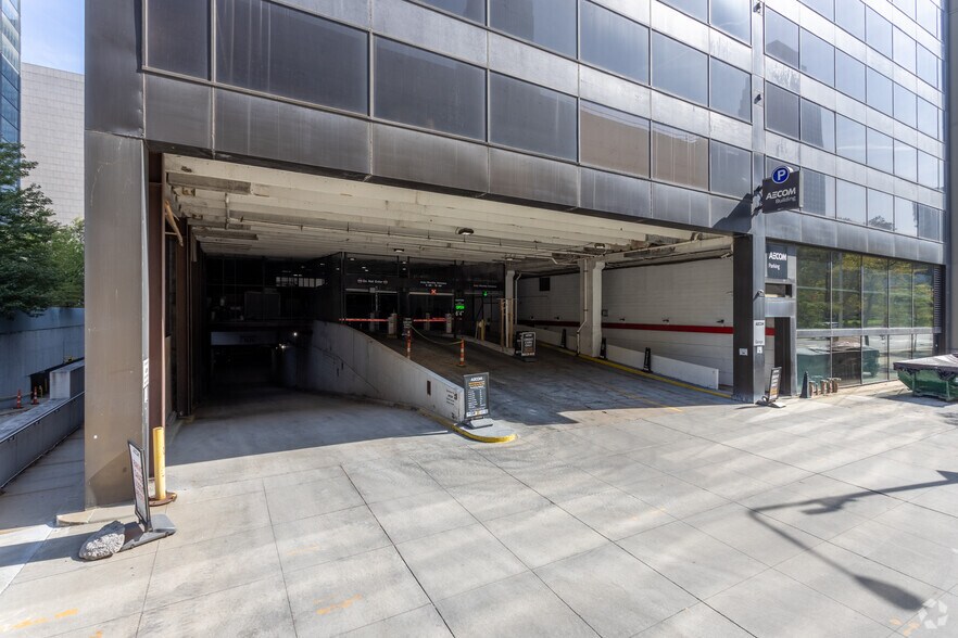 More Photos Of 1300 E 9th St, Cleveland Coworking Space